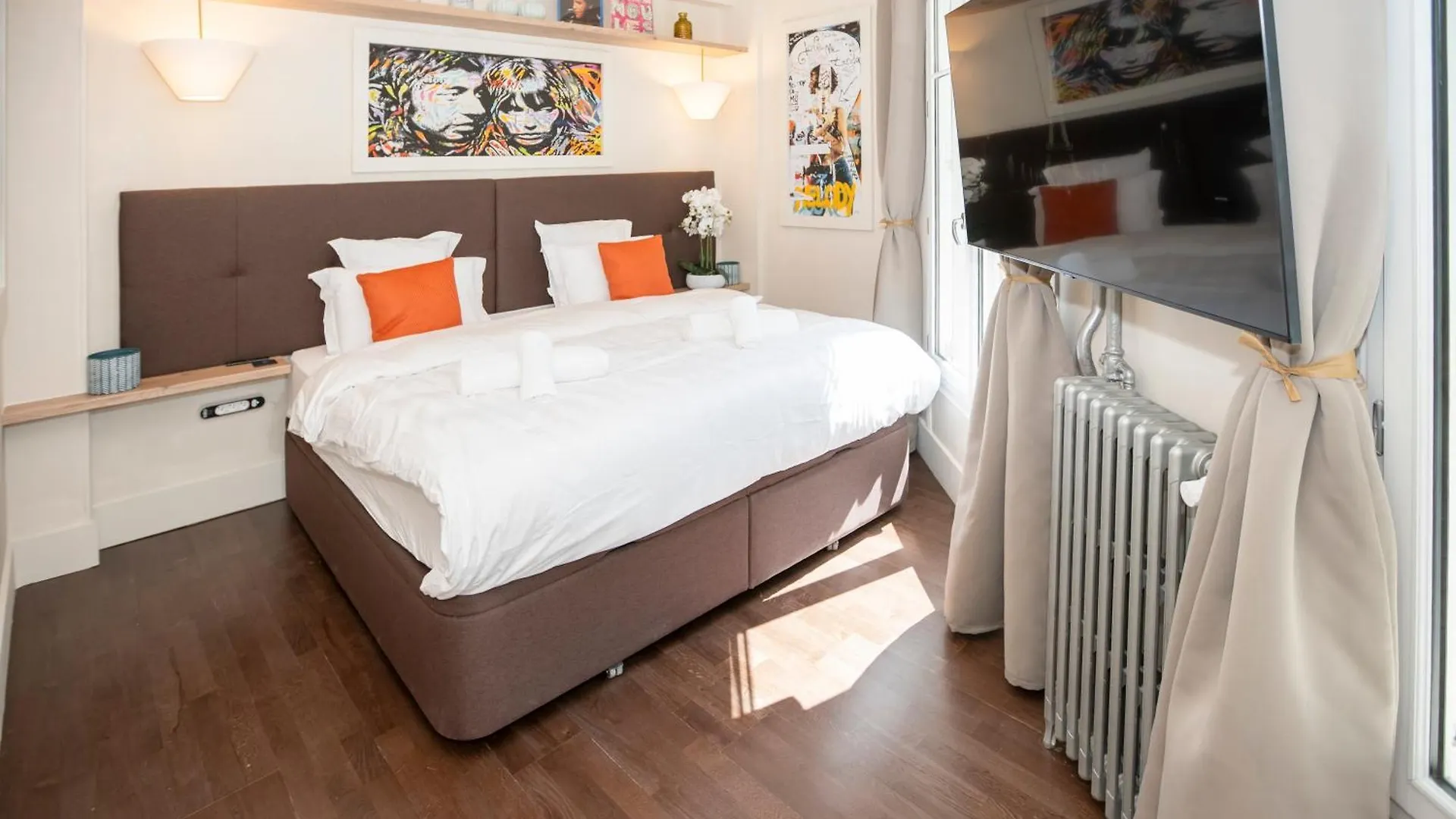 Marais, Rue Beaubourg - 6 Places Paris